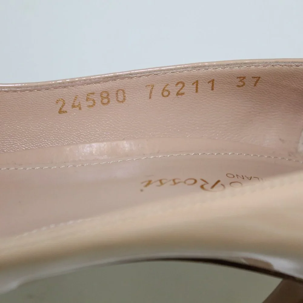 Gianvito Rossi Patent Leather Cream Nude Tan Stiletto Pumps Heels Size 37